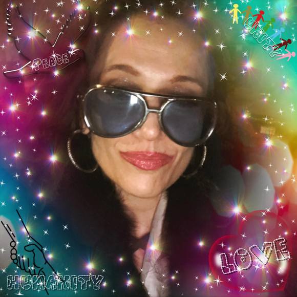 Meet your Posher, Rachel - Picture 1 of 1